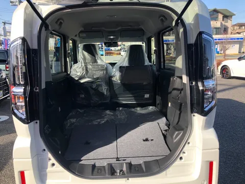 Suzuki Spacia Custom
