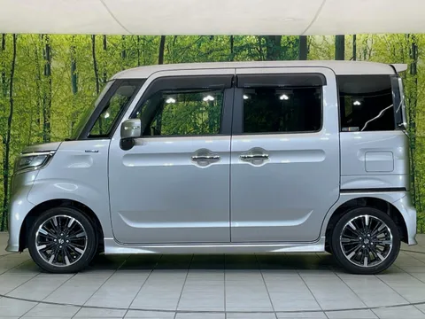 Suzuki Spacia Custom