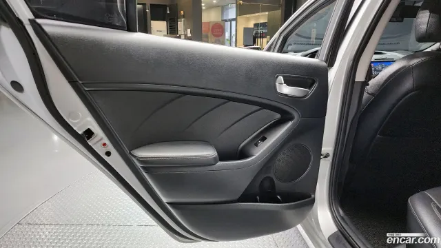 Kia Cerato (K3)