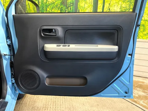 Daihatsu Mira Tocot