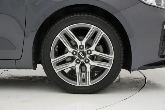 Kia Cerato (K3)