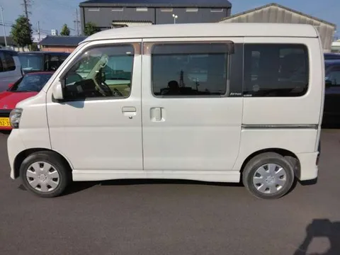 Daihatsu Atrai Wagon
