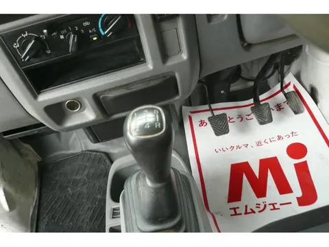 Mitsubishi Minicab Truck