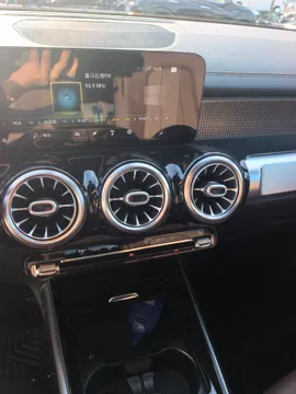Mercedes-Benz Mercedes-Benz GLB