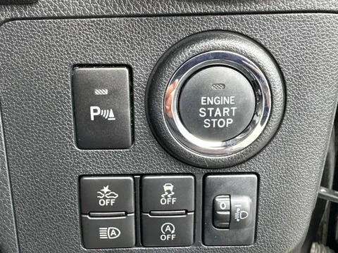 Daihatsu Mira Tocot
