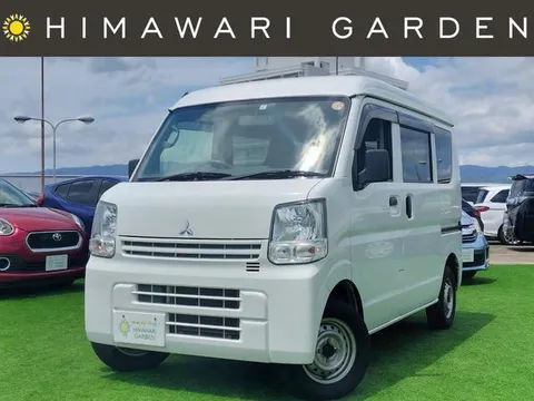 Mitsubishi Minicab Van