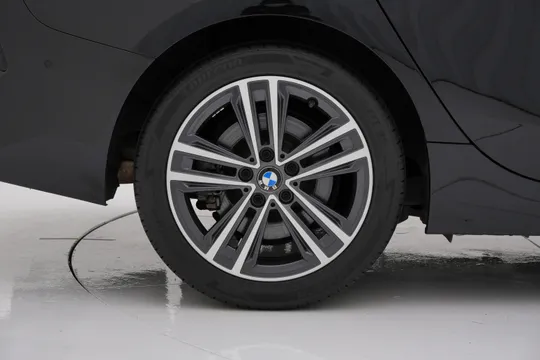 BMW BMW
