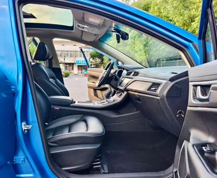 Geely Emgrand GS