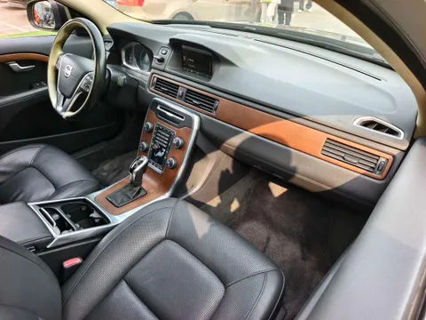 Volvo S80L