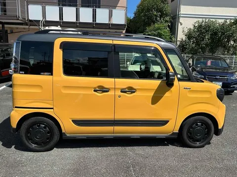 Suzuki Spacia Gear