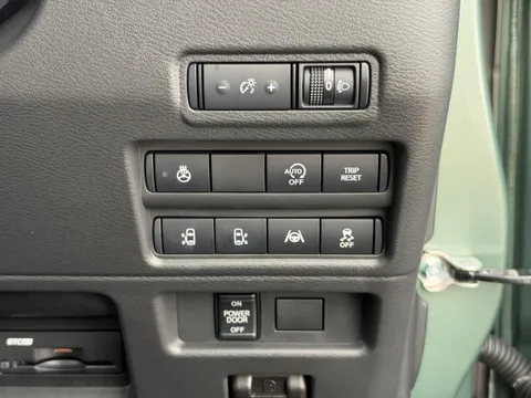 Mitsubishi Delica Mini