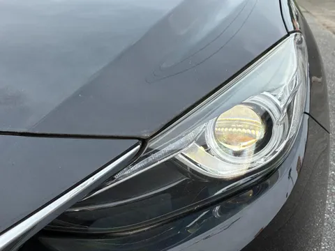 Mazda Axela Sport