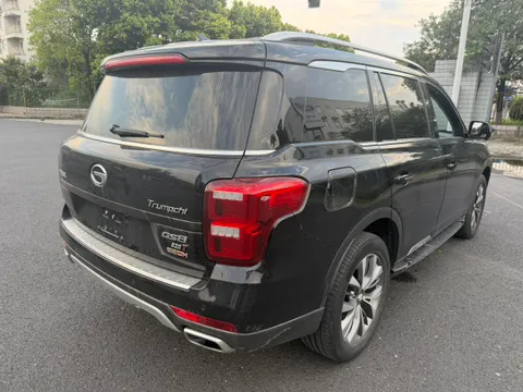 Gac GS8