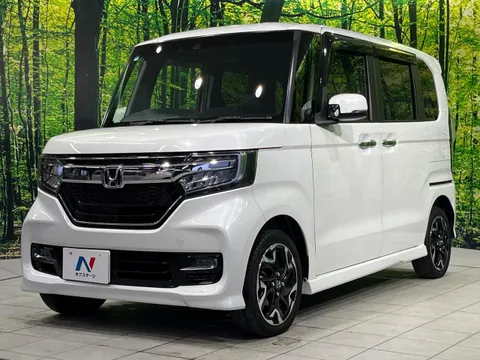 Honda N-BOX Custom