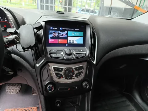 Chery Arrizo 5
