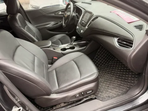 Chevrolet Malibu XL