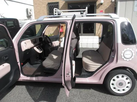 Daihatsu Mira Cocoa