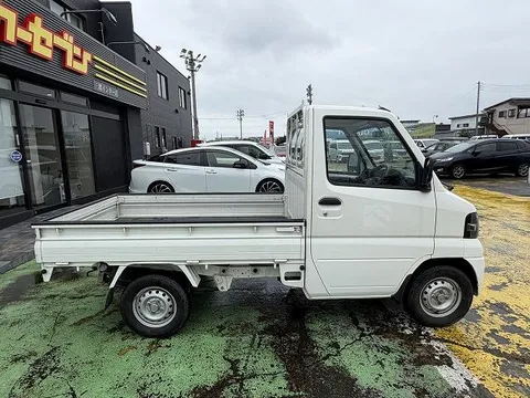Nissan Clipper Truck