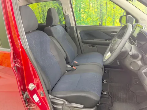 Mitsubishi eK X
