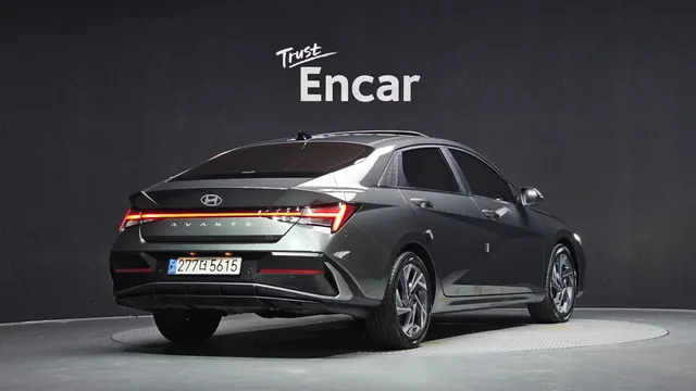 Hyundai Elantra (Avante)