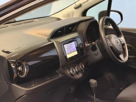 Toyota Yaris (Vitz)