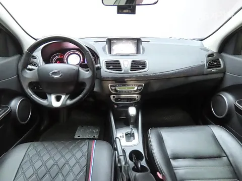 Renault SM3