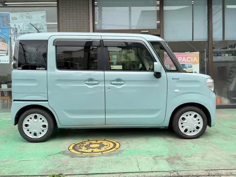 Suzuki Spacia