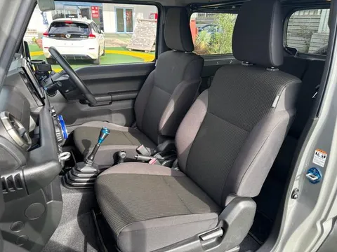 Suzuki Jimny Sierra