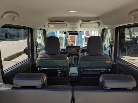 Suzuki Spacia Gear