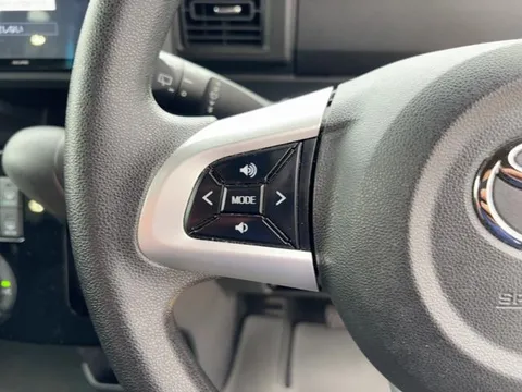 Toyota Pixis Mega