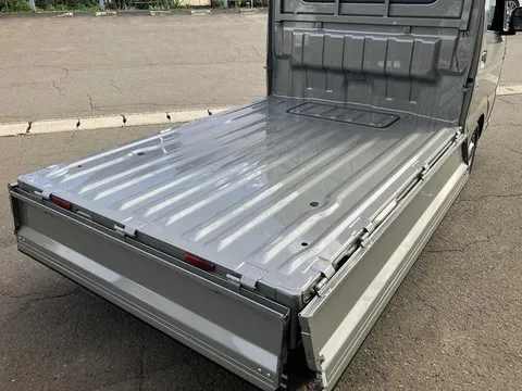 Nissan Clipper Truck