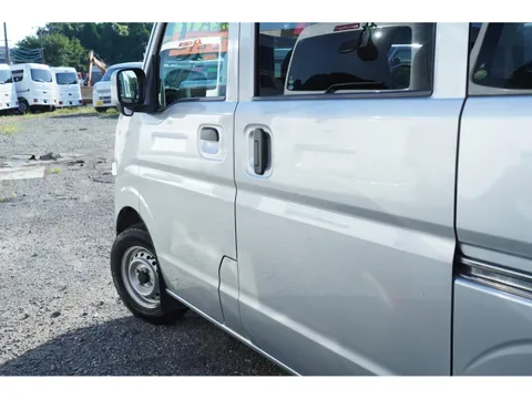 Nissan Clipper