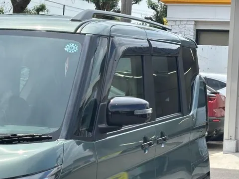 Mitsubishi Delica Mini