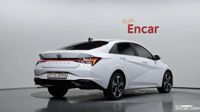 Hyundai Elantra (Avante)