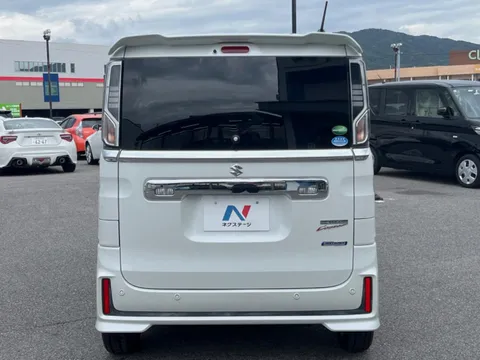 Suzuki Spacia Custom