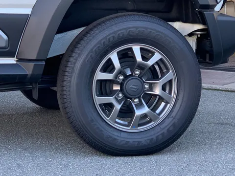 Suzuki Jimny Nomade