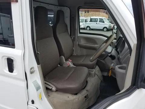 Mitsubishi Minicab Van