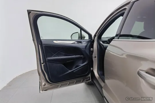 Lincoln MKC