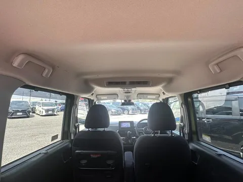 Mitsubishi eK X Space