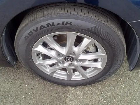 Mazda Axela Sport