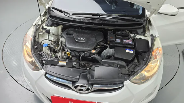 Hyundai Elantra (Avante)