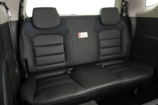SsangYong Stavic (Korando Turismo)