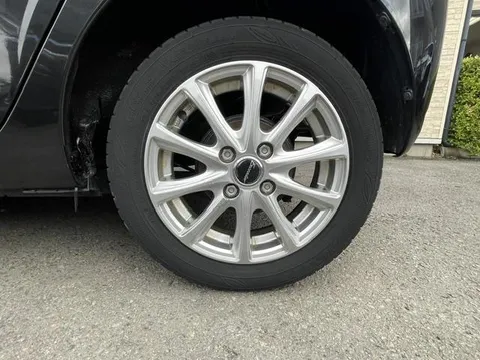Daihatsu Mira Tocot