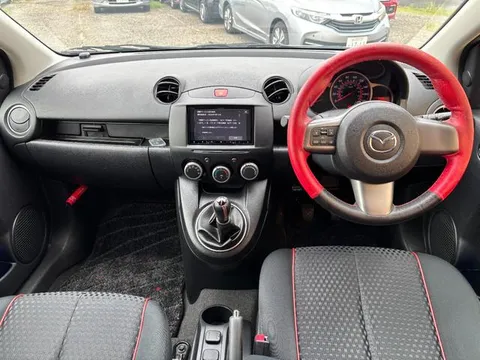 Mazda Mazda2 (Demio)