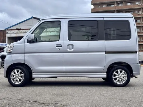 Daihatsu Atrai Wagon