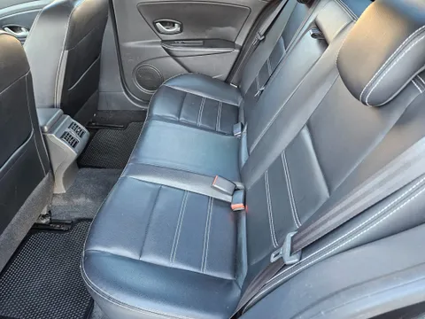 Renault SM3