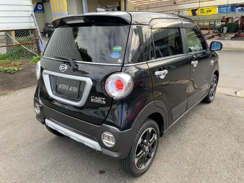 Daihatsu Cast
