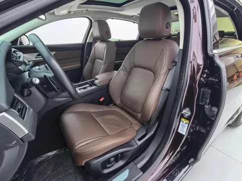 Jaguar XFL