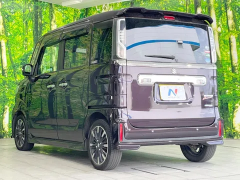 Suzuki Spacia Custom