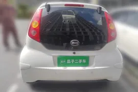 BYD F0